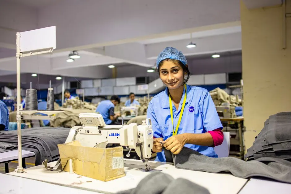 Custom Uniform Manufacturing: 10 Steps to Achieve Premium Quality and Perfect Fit